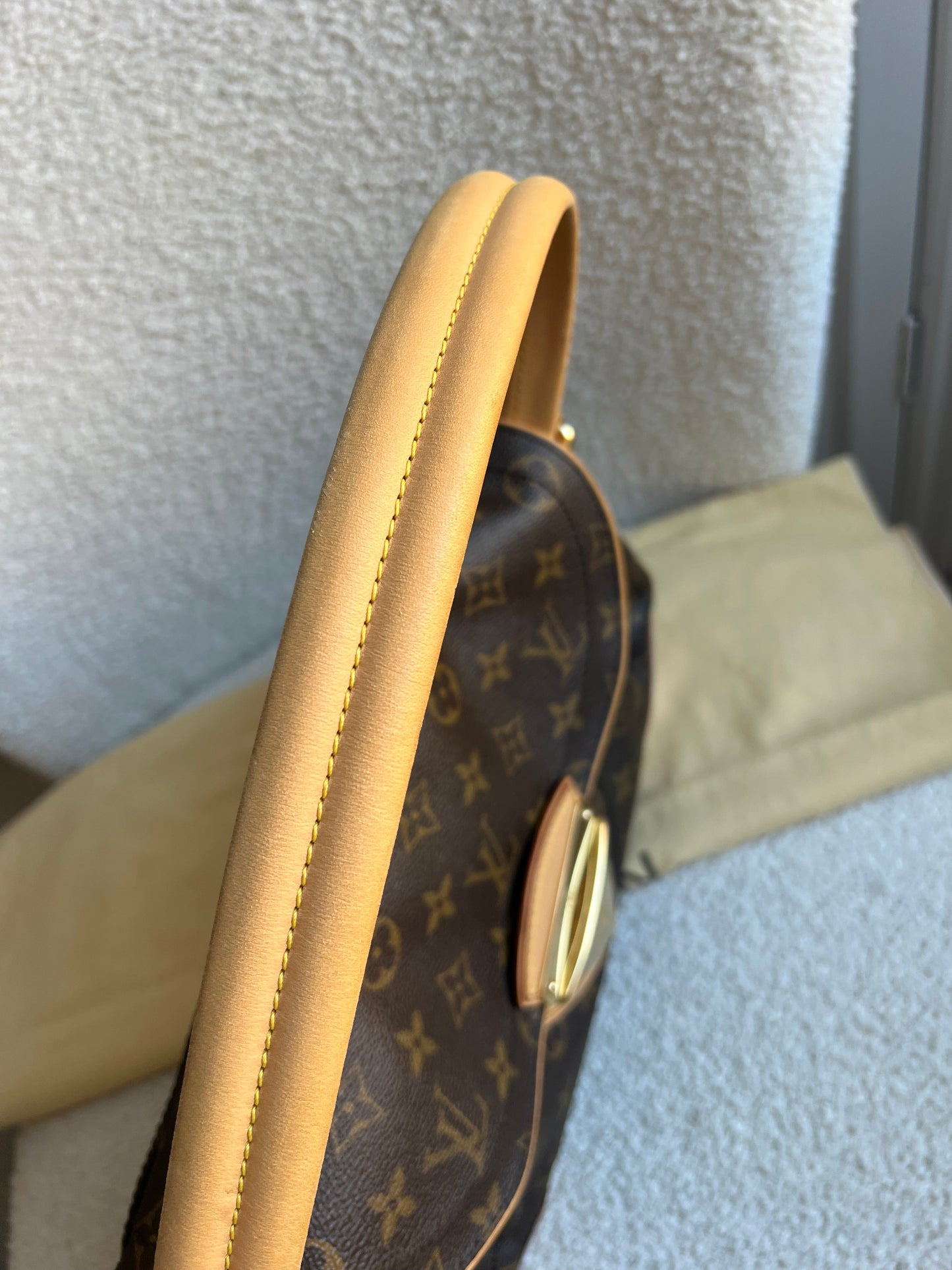 Louis Vuitton Monogram Beverly MM