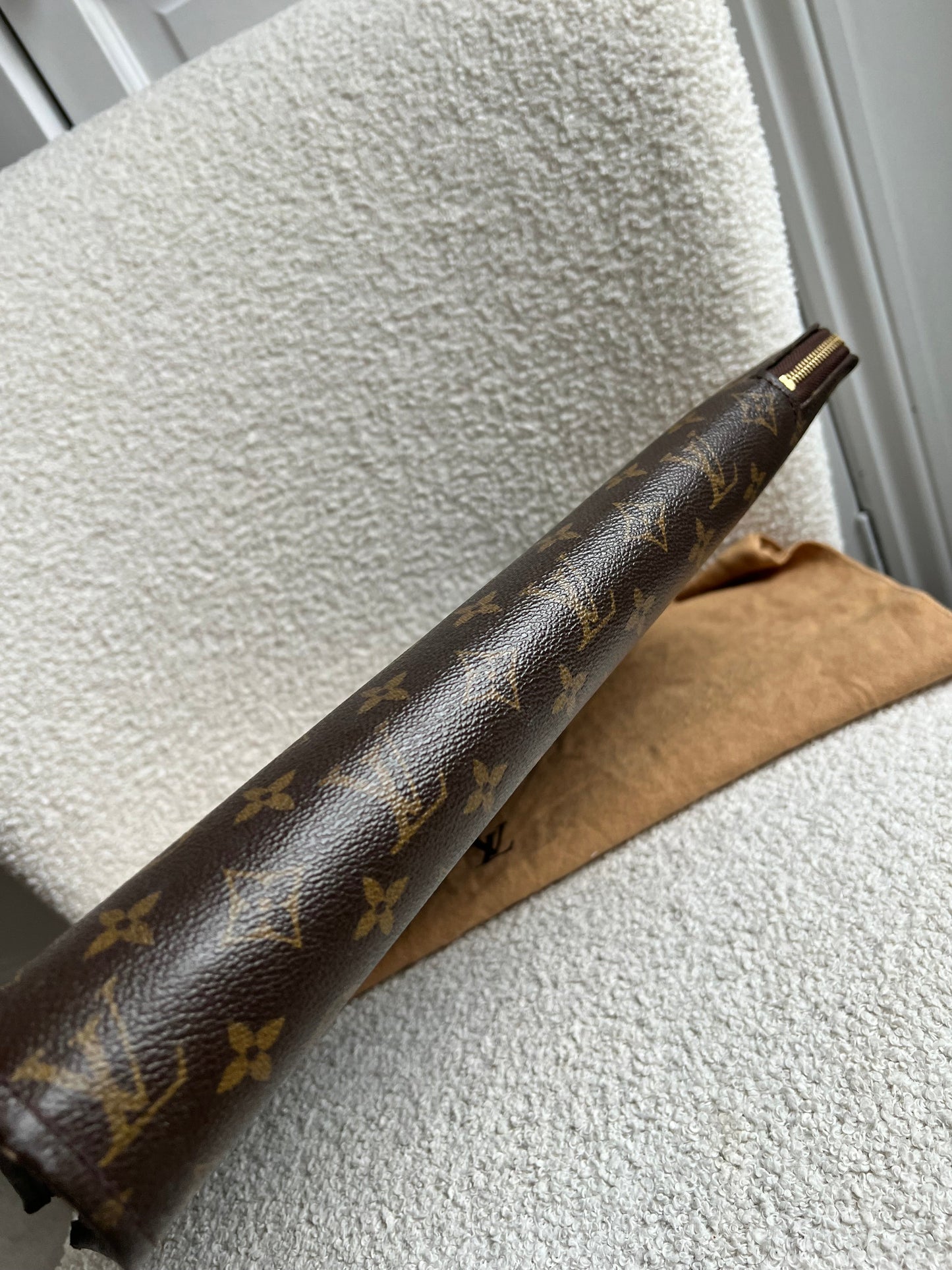 Louis Vuitton Monogram Poch Documents Portfolio Case 39
