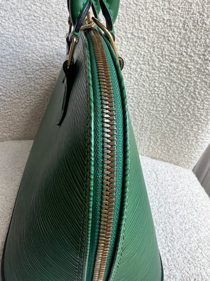 Louis Vuitton Alma PM Green Epi