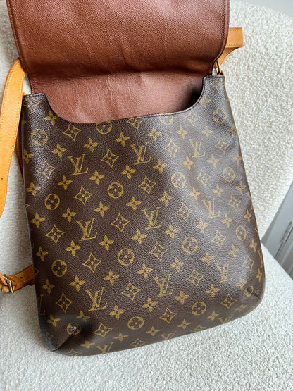 Louis Vuitton Musette Salsa GM