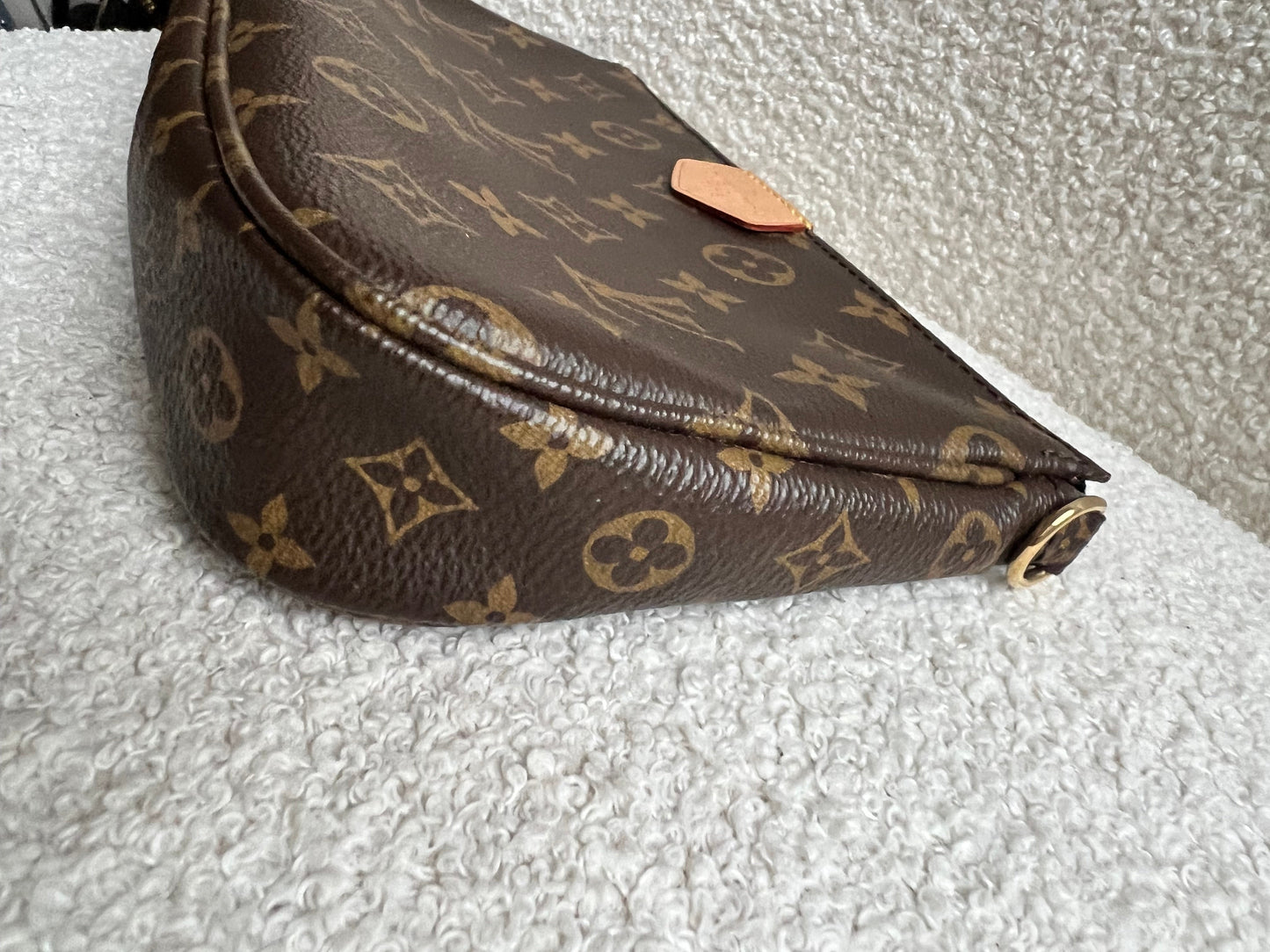 Louis Vuitton Pochette Monogram