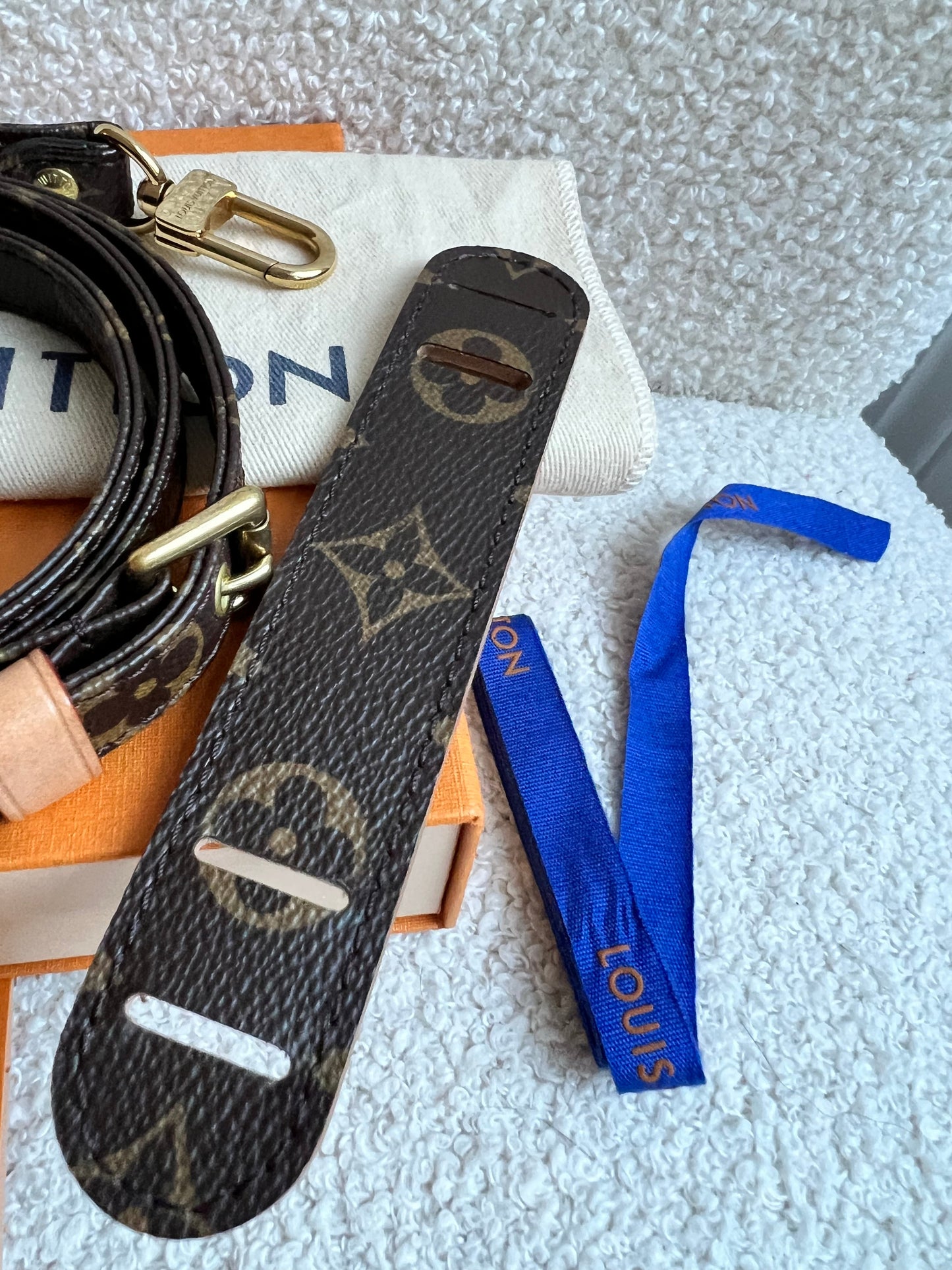 Louis Vuitton Monogram Bandouliere Strap