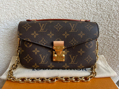 Louis Vuitton Pochette Metis East West Monogram (RRP £2,270)
