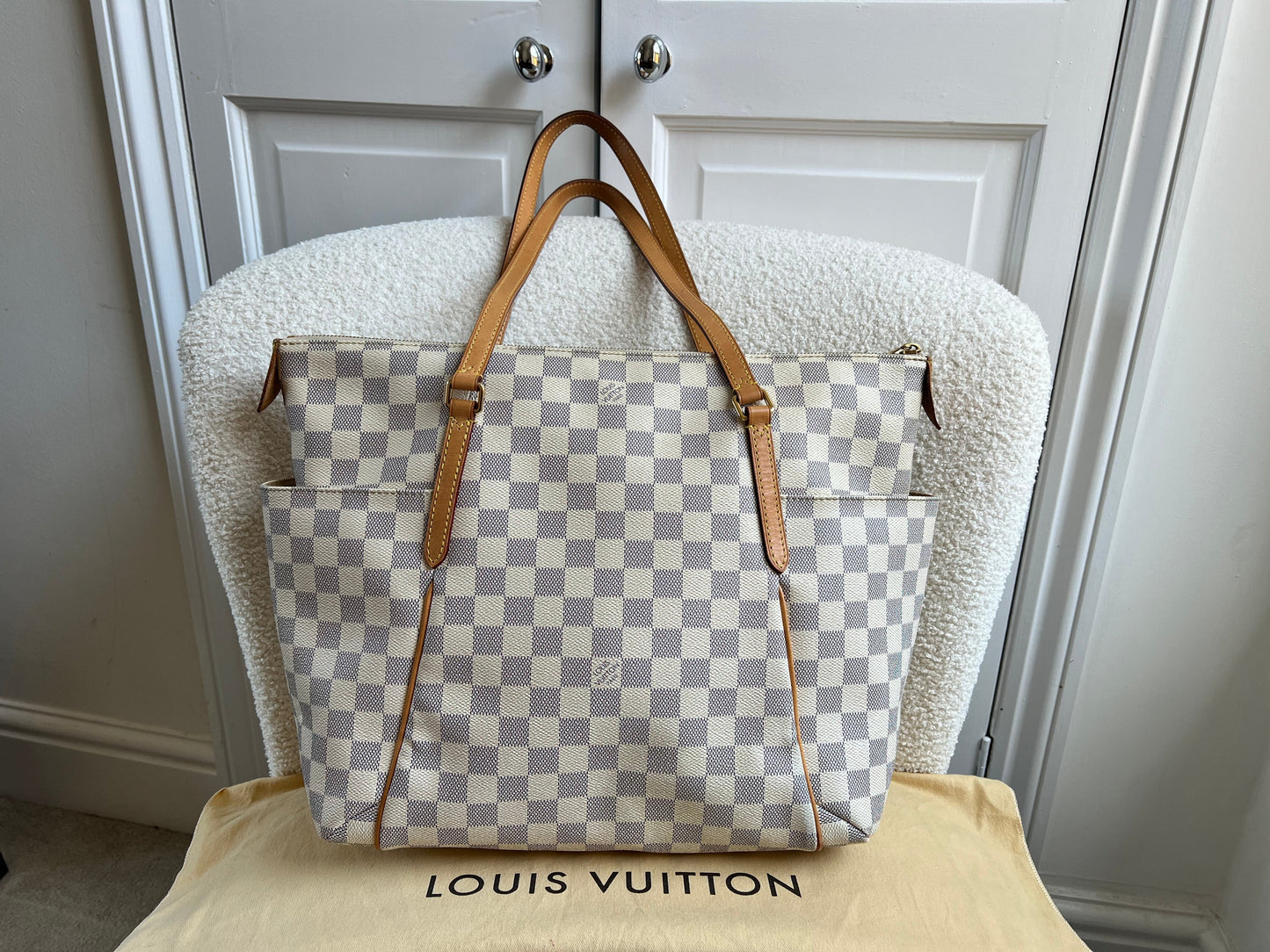 Louis Vuitton Totally MM Damier Azur