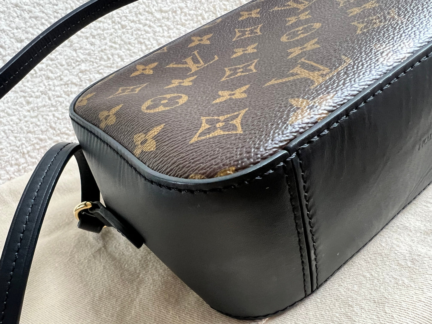 Louis Vuitton Saintonge Black and Monogram