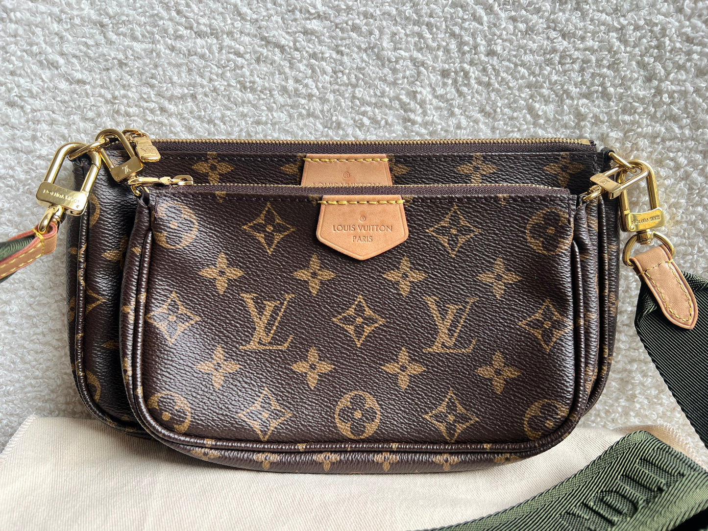 Louis Vuitton Multi Pochette Accessoires Khaki (RRP £2030)