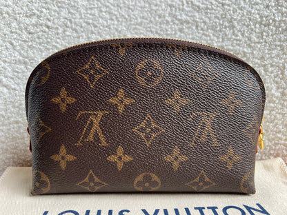Louis Vuitton Cosmetic Pouch PM Monogram (RRP £415)