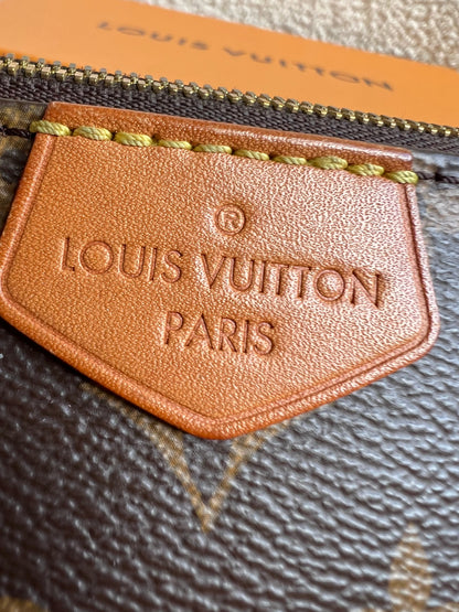 Louis Vuitton Multi Pochette Accessoires Khaki (RRP £2070)