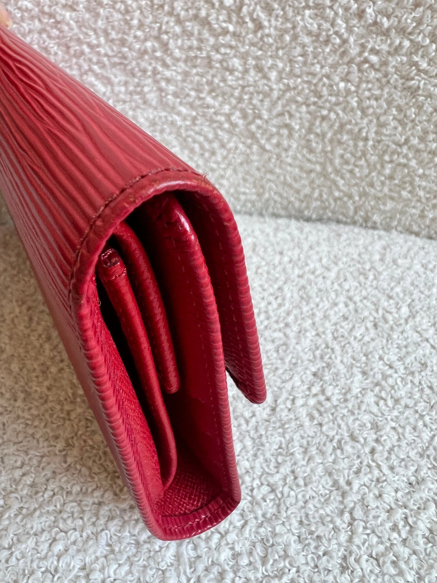 Louis Vuitton Sarah Continental Flap Wallet in Red Epi