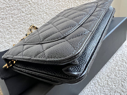 Chanel Black Caviar Wallet on Chain (RRP £2,930)