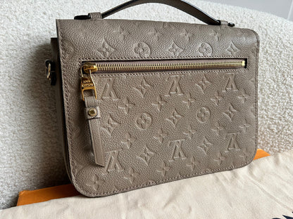 Louis Vuitton Pochette Metis Empreinte (RRP £2,130)