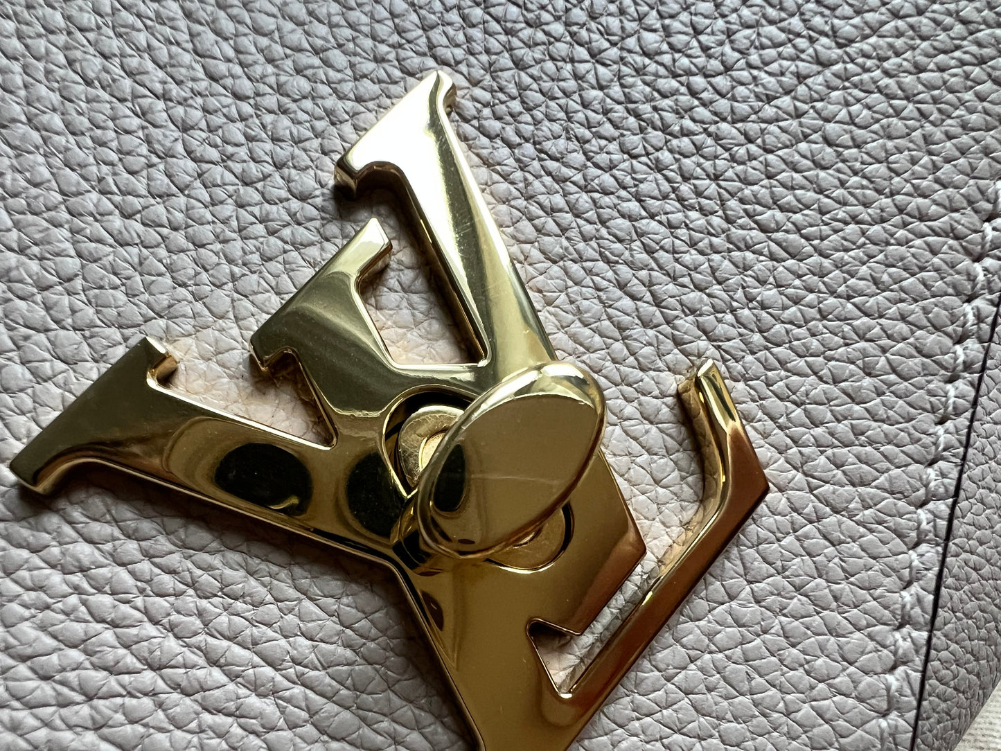 Louis Vuitton Mylockme Greige (RRP £2080)