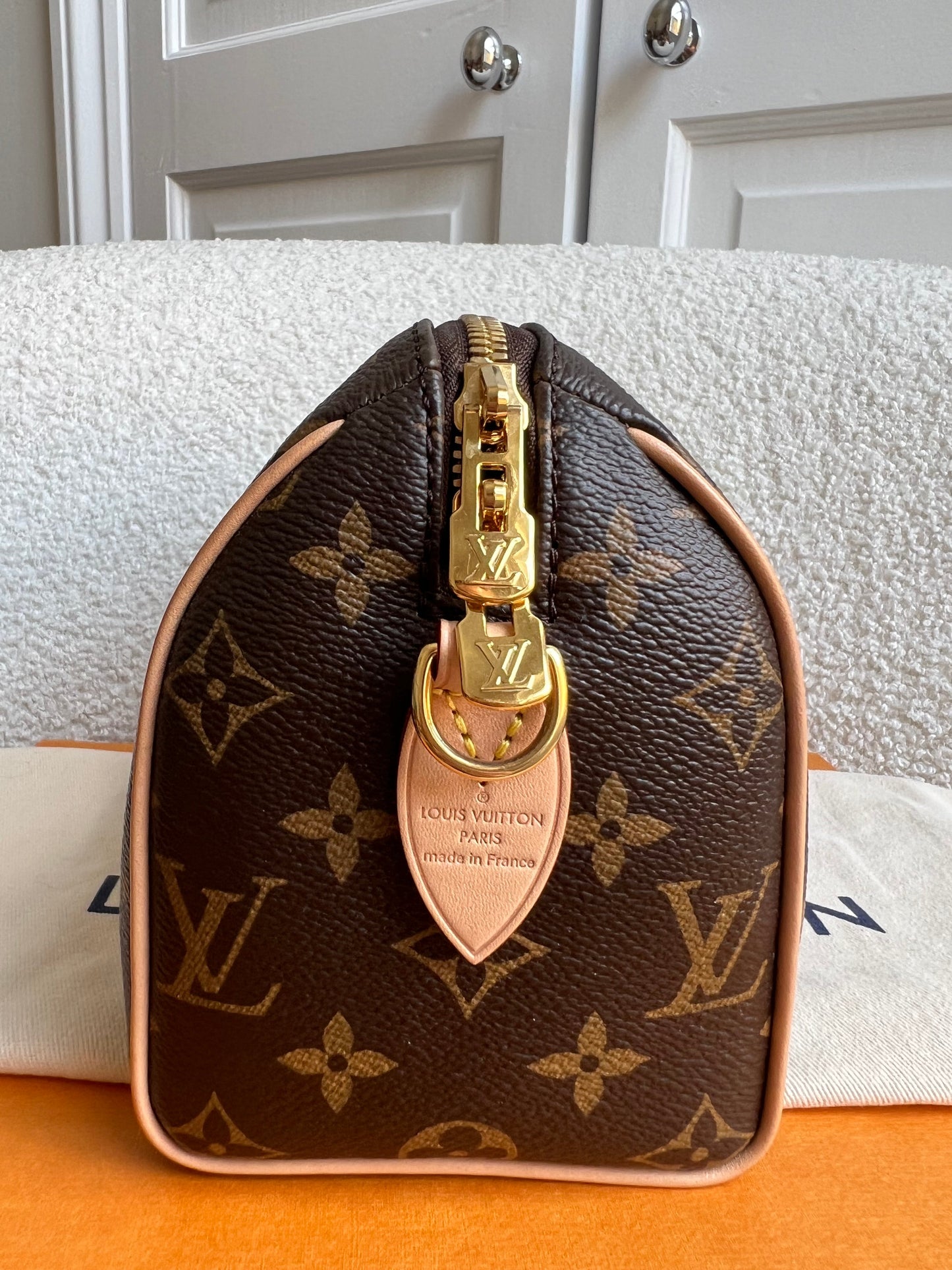 Louis Vuitton Speedy Monogram Bandouliere 20 (RRP £1680)