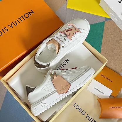 Louis Vuitton Monogram Plain Toe Rubber Sole Low Top Lace Up Sneakers