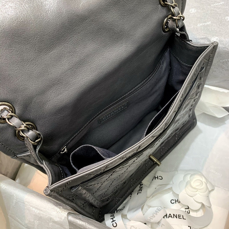 Chanel Luxury Handbag Style 595