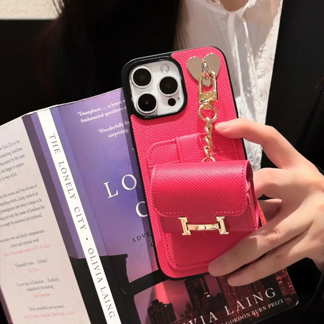 H iPhone Case +AirPods Case