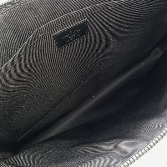 LOUIS VUITTON MONOGRAM ECLIPSE POCHETTE APOLLO (JP)