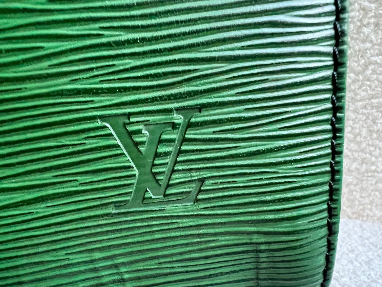 Louis Vuitton Speedy 30 Green Epi
