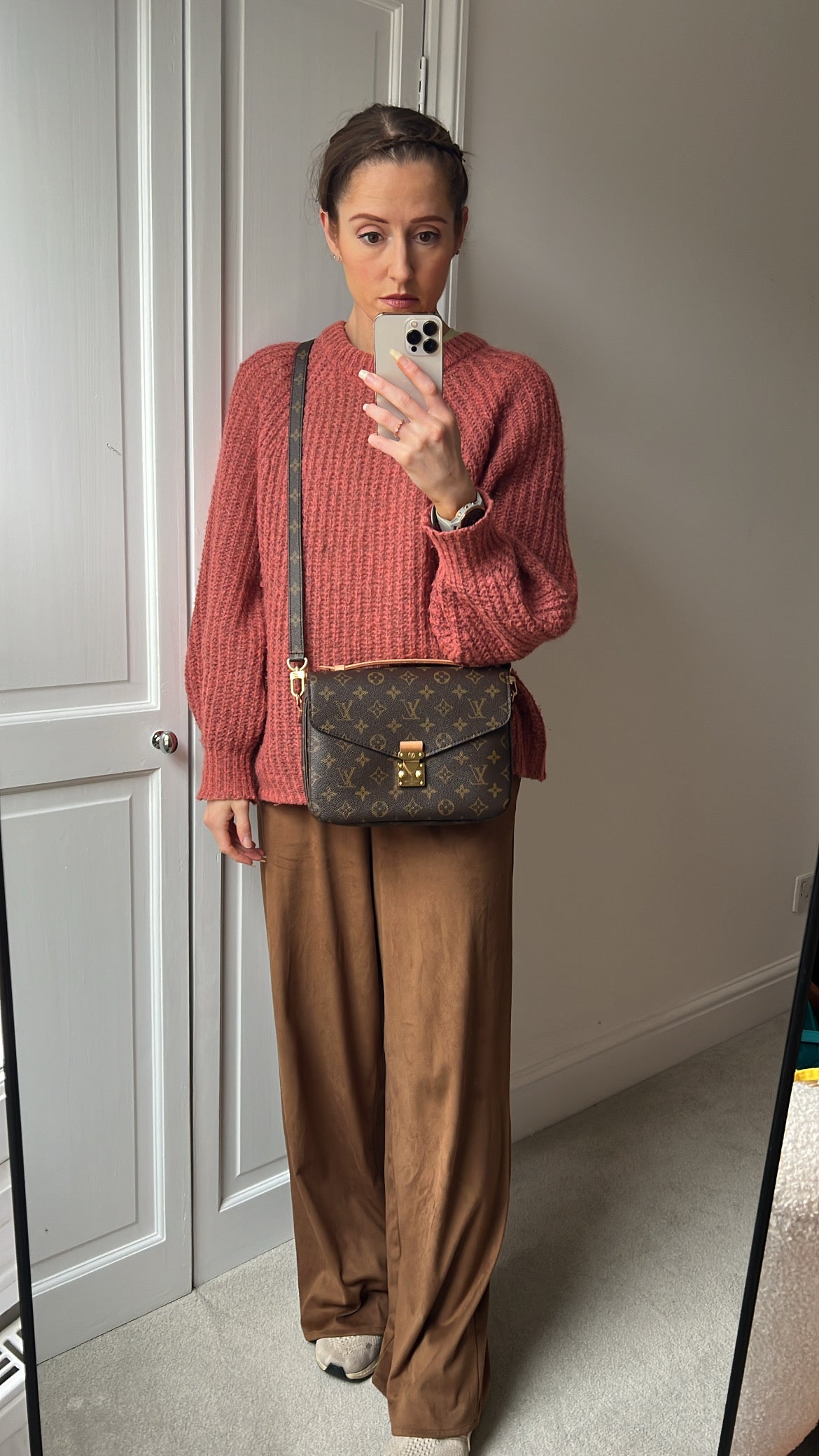 Louis Vuitton Pochette Metis Monogram (RRP £2,020)