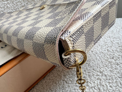 Louis Vuitton Felicie Pochette Damier Azur (RRP £1110)