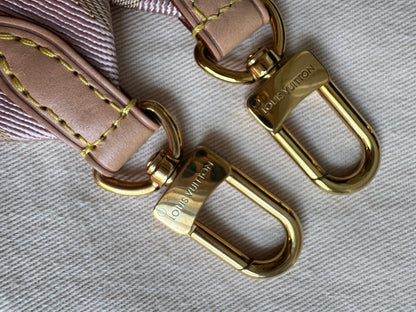 Louis Vuitton Multi Pochette Accessoires Rose Chiaro (RRP £2070)