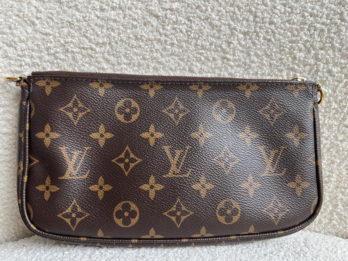 Louis Vuitton Pochette Monogram