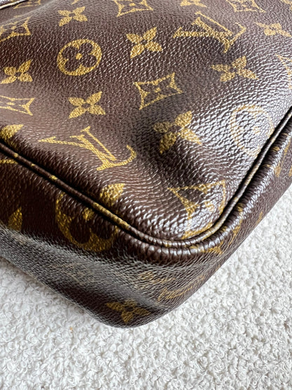 Louis Vuitton Monogram Trousse Toiletry Pouch