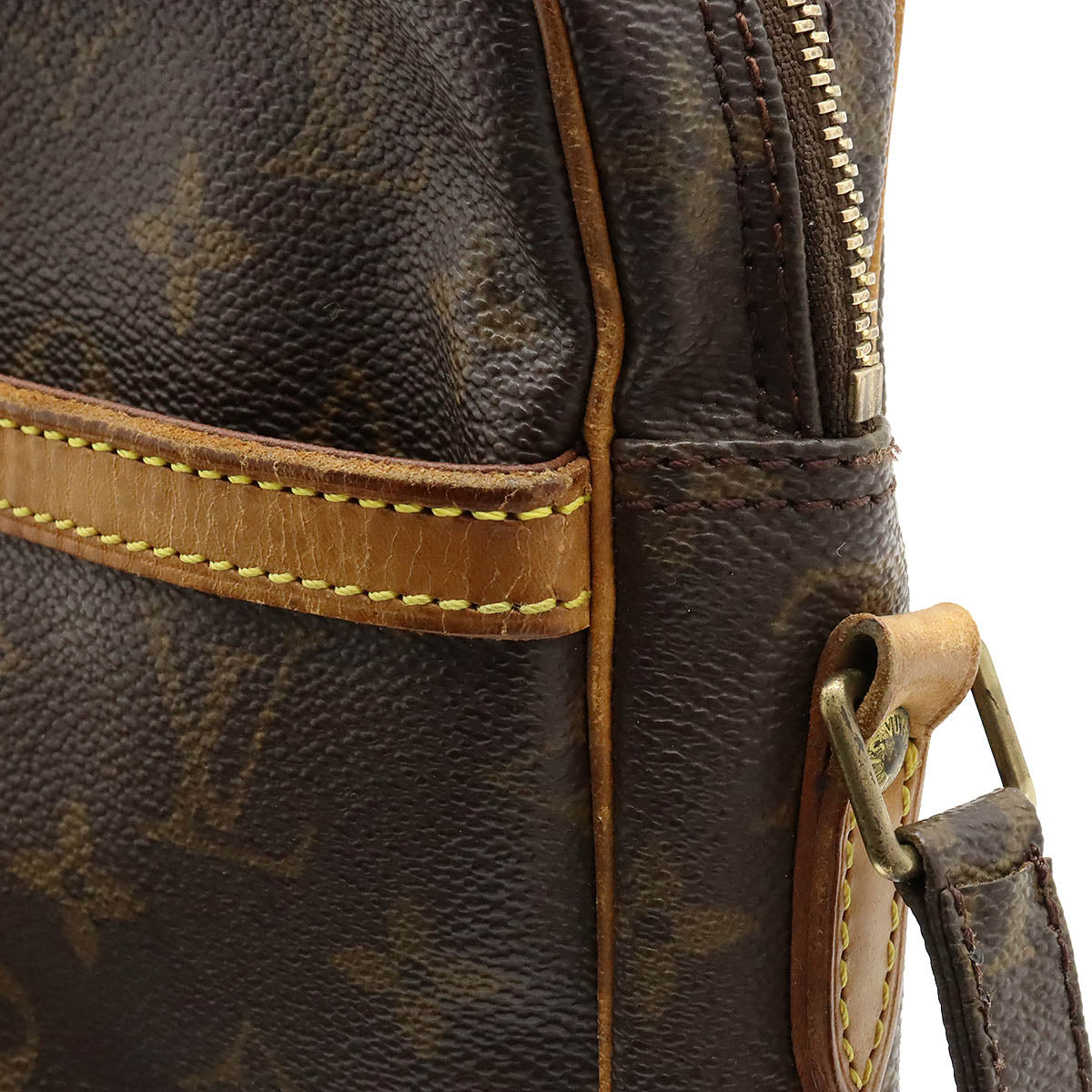 Louis Vuitton Danube Crossbody Bag M45266
