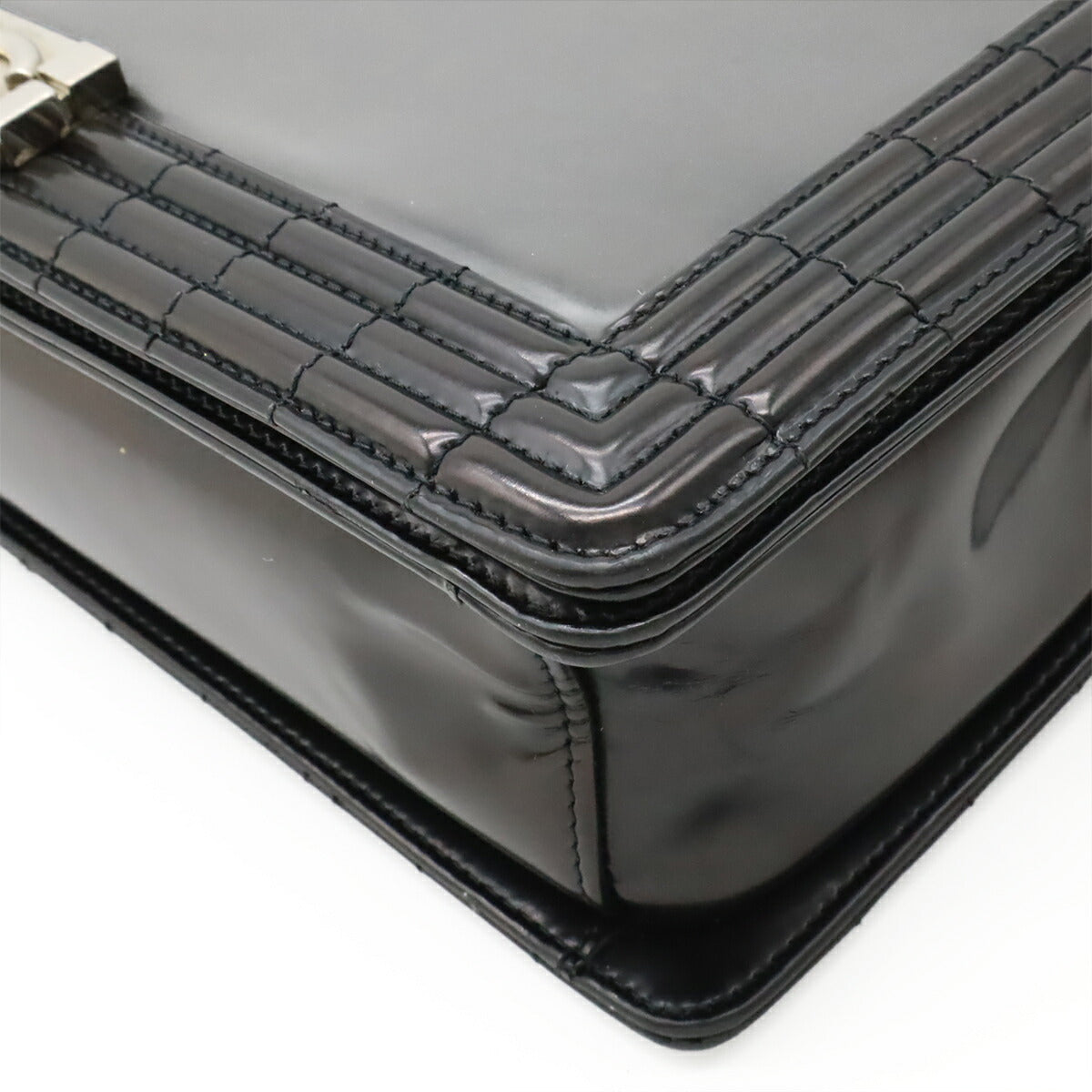 Chanel Boy Leather Shoulder Bag Style 11