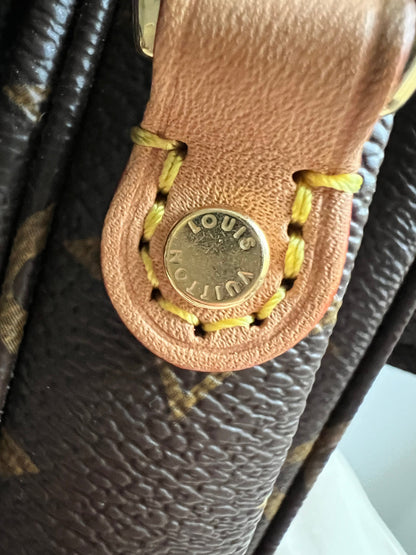 Louis Vuitton Pochette Metis Monogram (RRP £2,020)