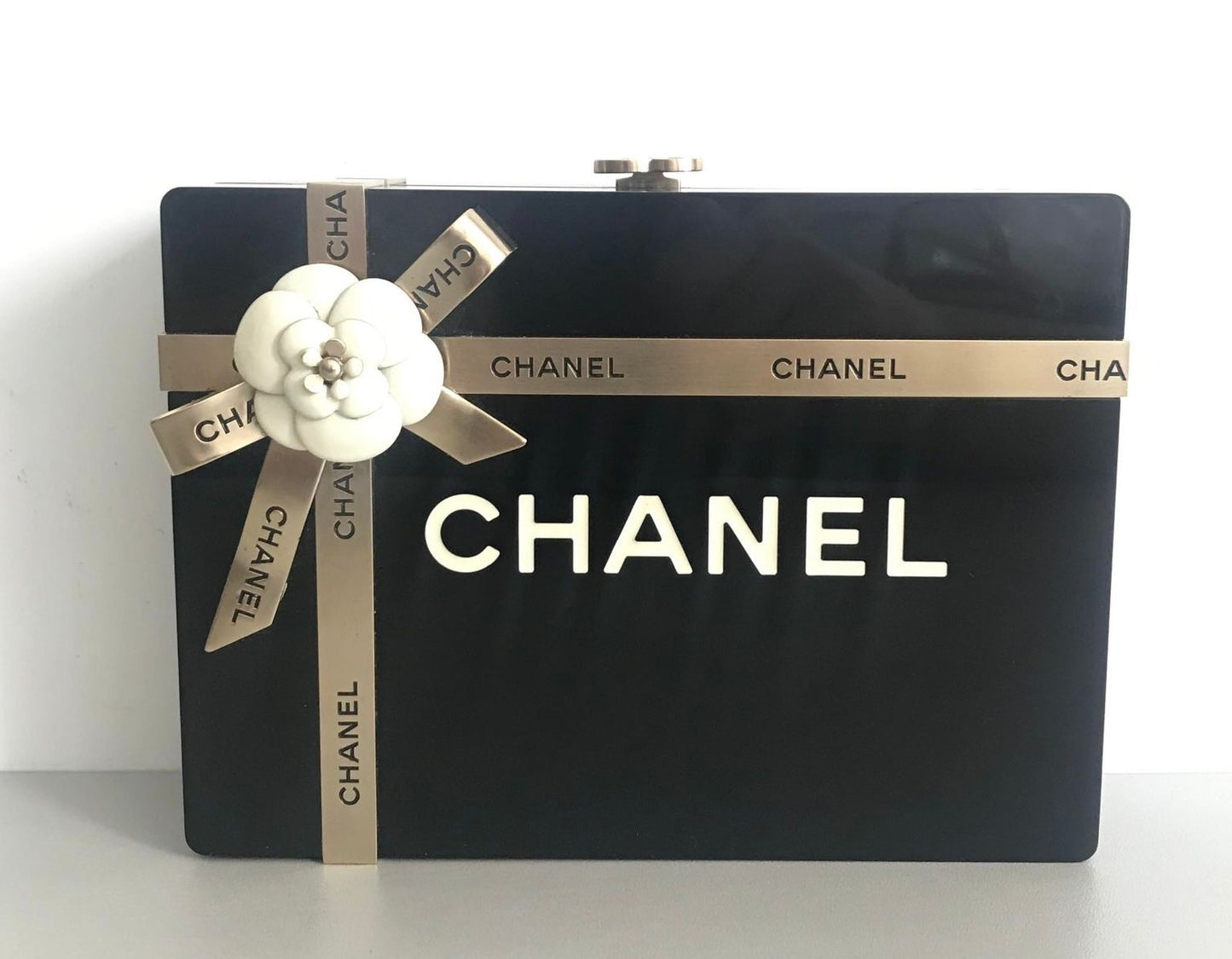 Chanel Luxury Leather Handbag Style 6