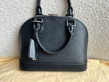 Louis Vuitton Alma BB Black Epi (RRP £1540)