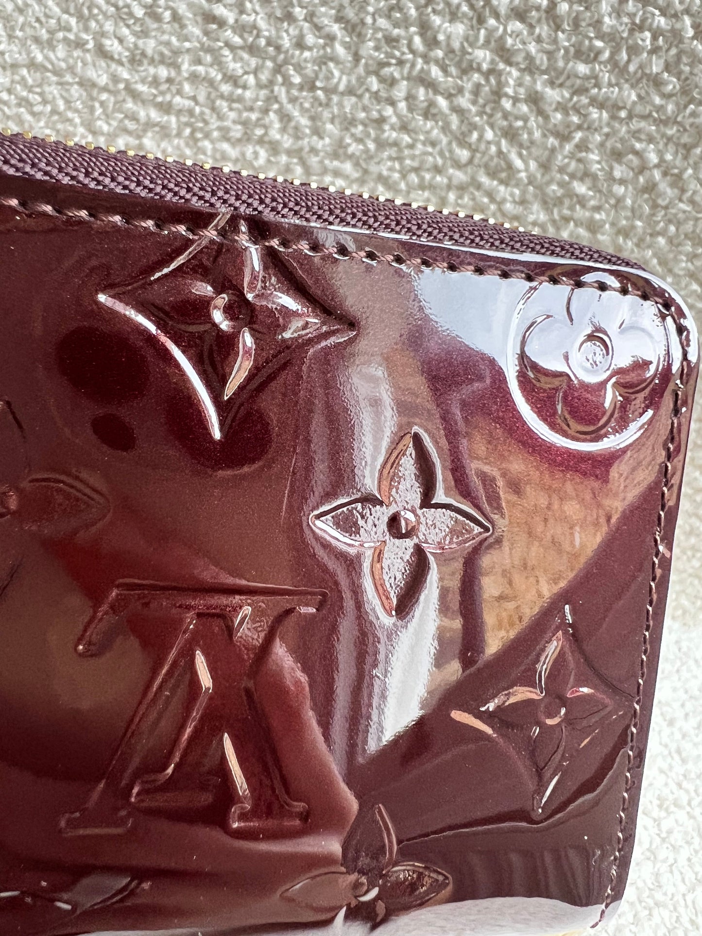 Louis Vuitton Zippy Coin Purse in Amarante Vernis Patent (RRP £420)