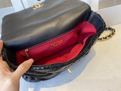 Chanel Luxury Handbag Style 508
