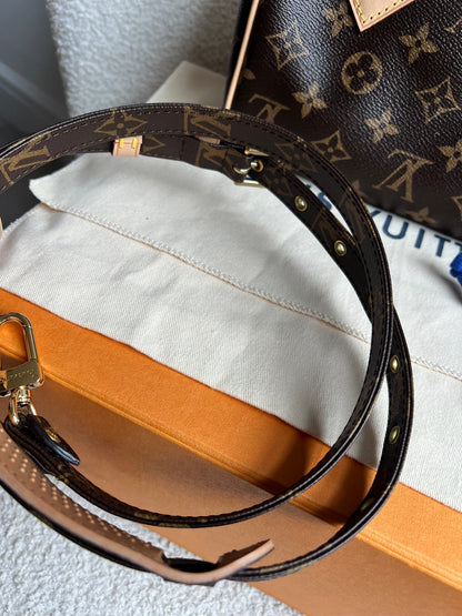 Louis Vuitton Speedy Monogram Bandouliere 20 (RRP £1650)