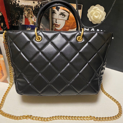 Chanel Luxury Handbag Style 50