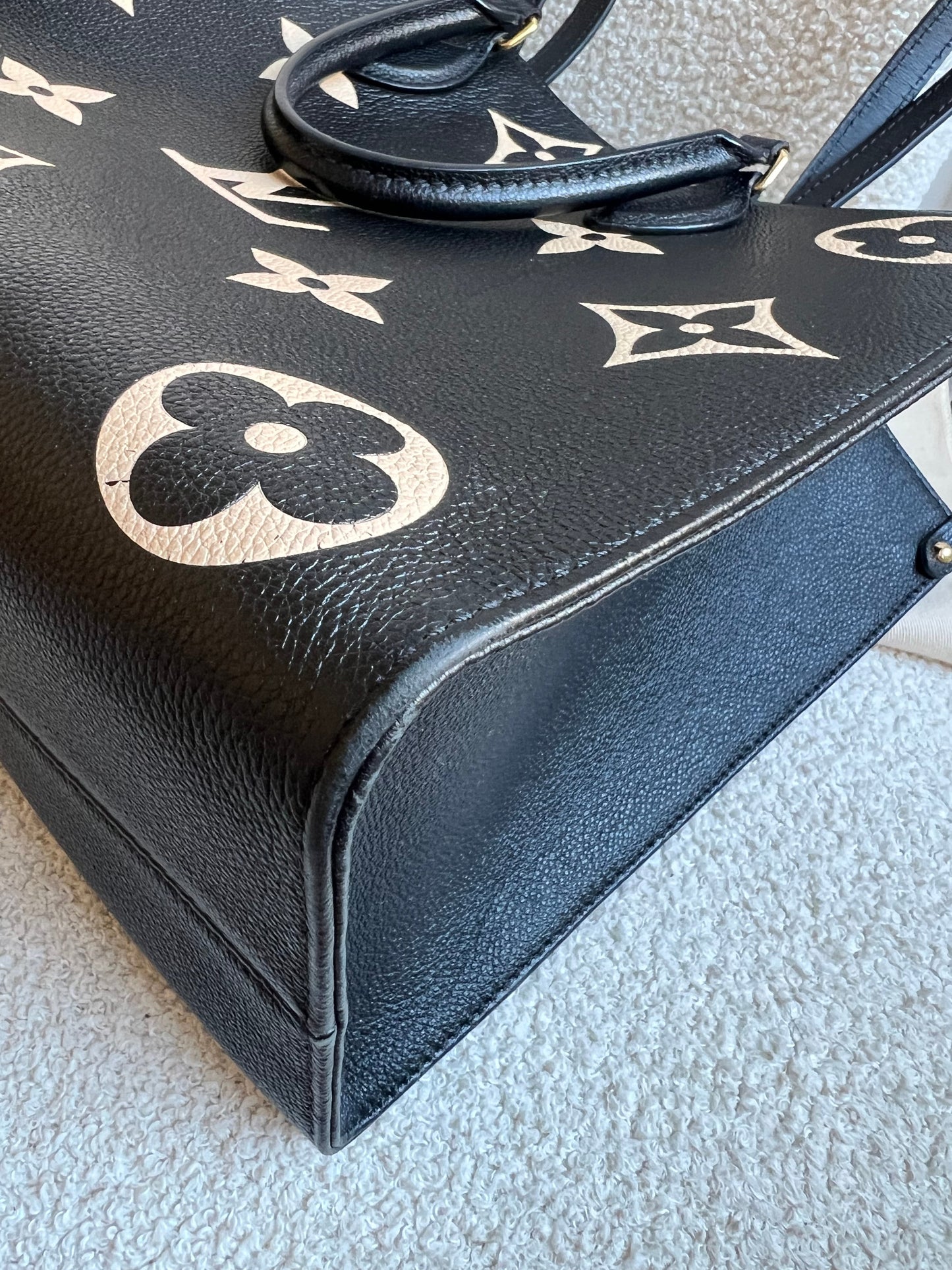 Louis Vuitton On the Go MM Bicolour Empreinte (RRP £2,660)