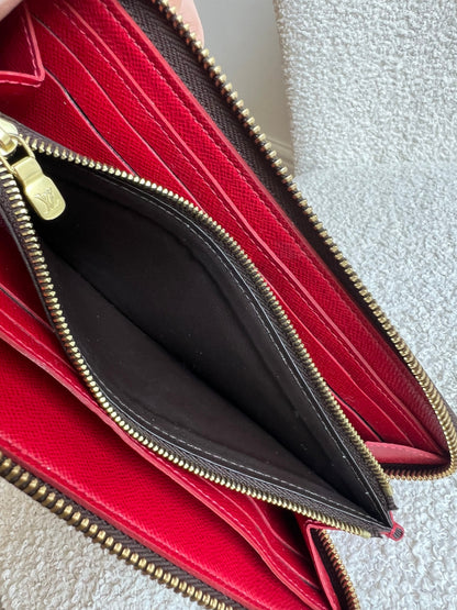 Louis Vuitton Clemence Wallet in Damier Ebene (RRP £450)