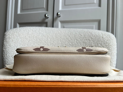 Louis Vuitton Pochette Metis Bicolour Empreinte (RRP £2,230)