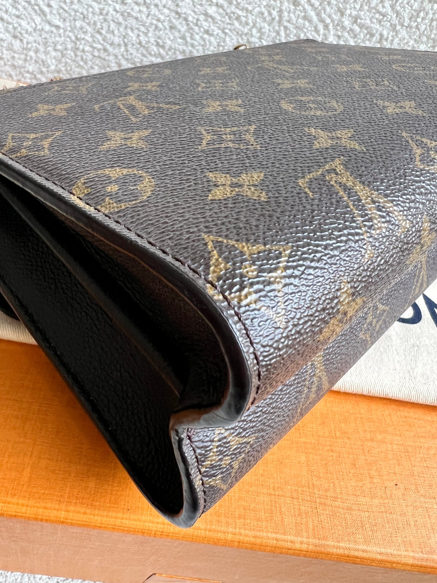 Louis Vuitton Victoire Monogram and Black (RRP £2000)