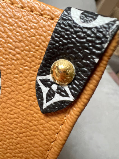 Louis Vuitton Limited Edition On the Go GM Jungle Giant Monogram Ivory Havana Beige (RRP £2,450)