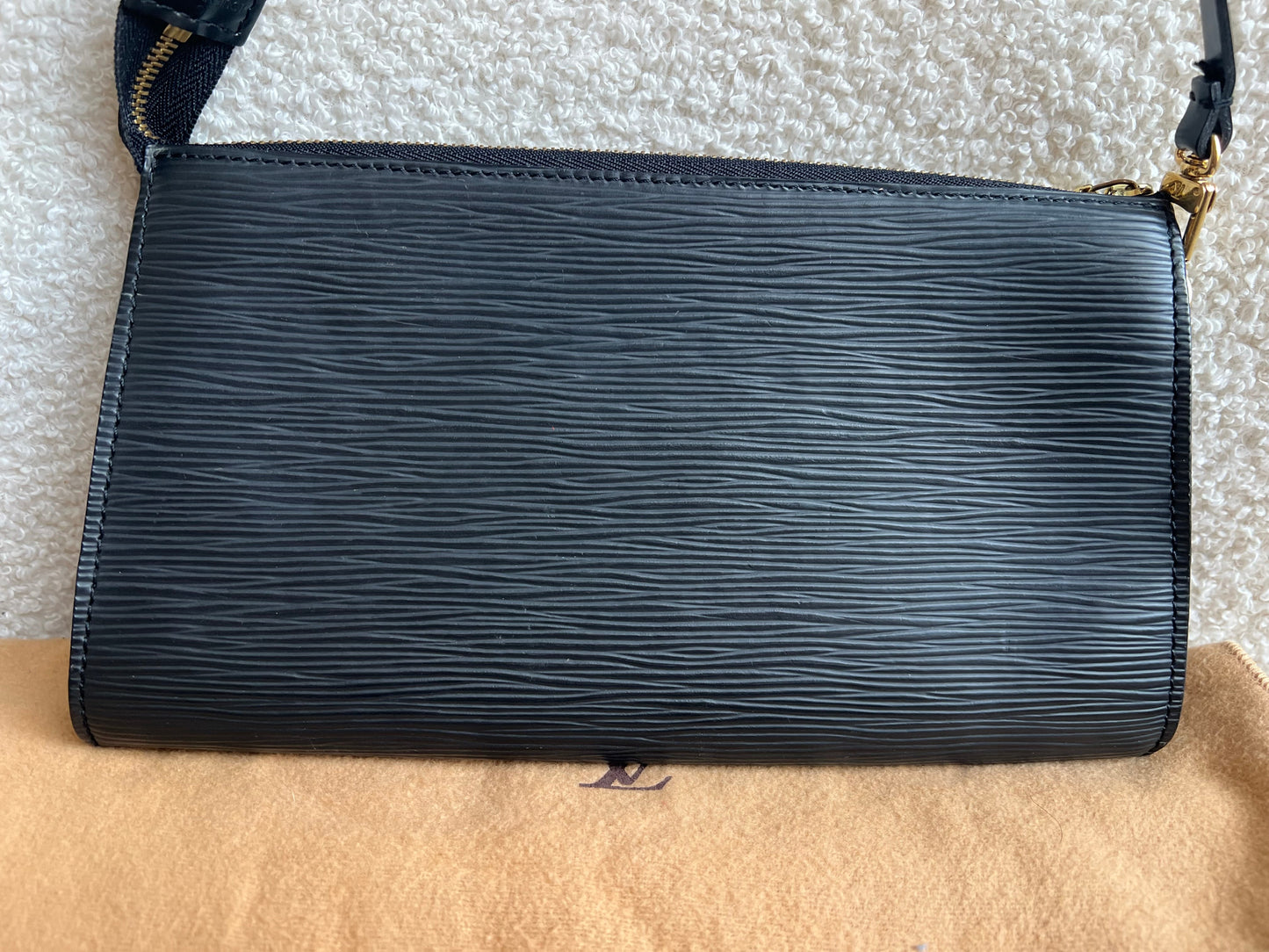 Louis Vuitton Vintage Black Epi Leather Pochette