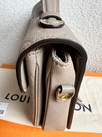 Louis Vuitton Pochette Metis Empreinte (RRP £2,130)