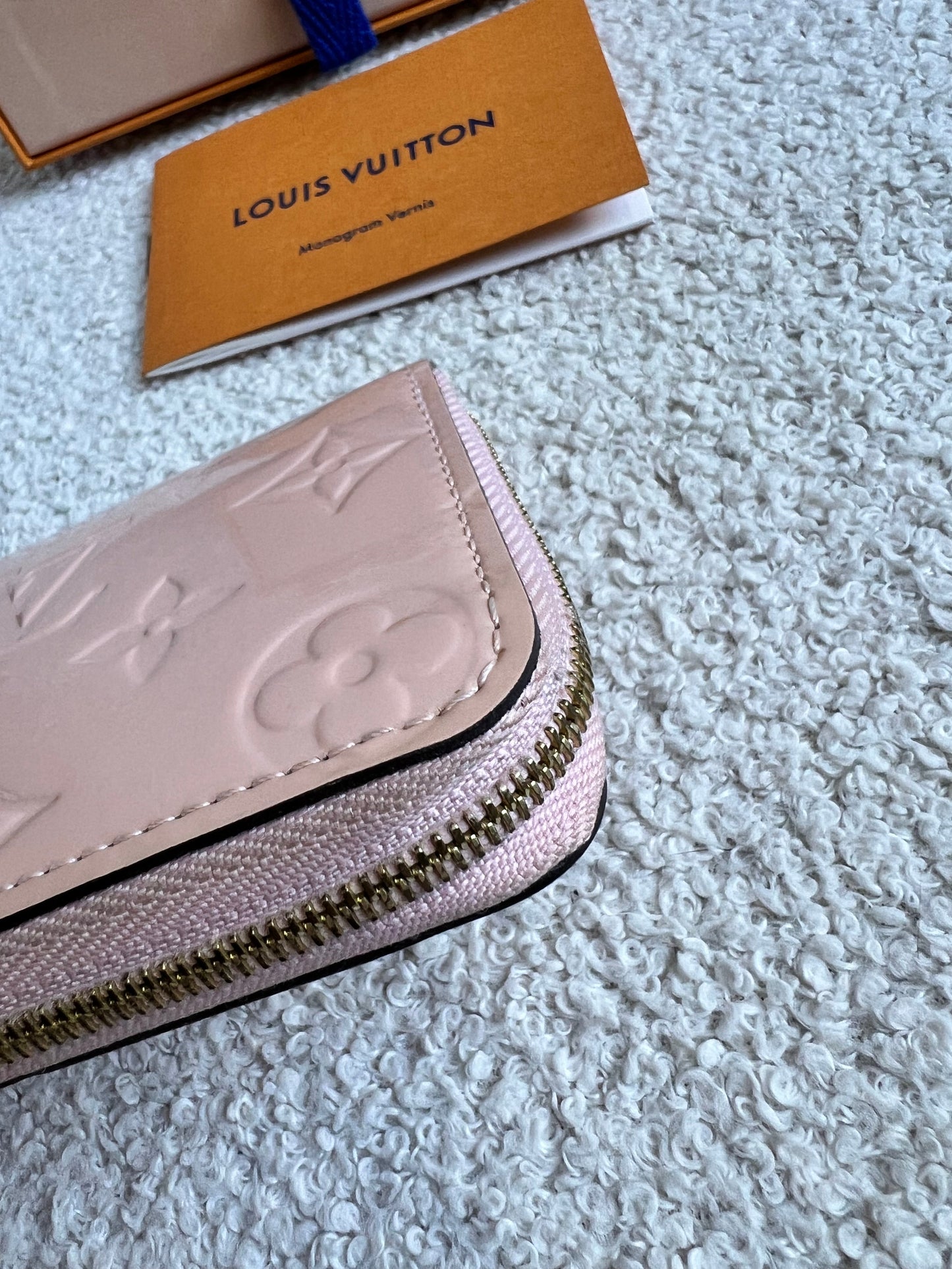 Louis Vuitton Zippy Coin Purse in Rose Ballerine Vernis Patent (RRP £420)