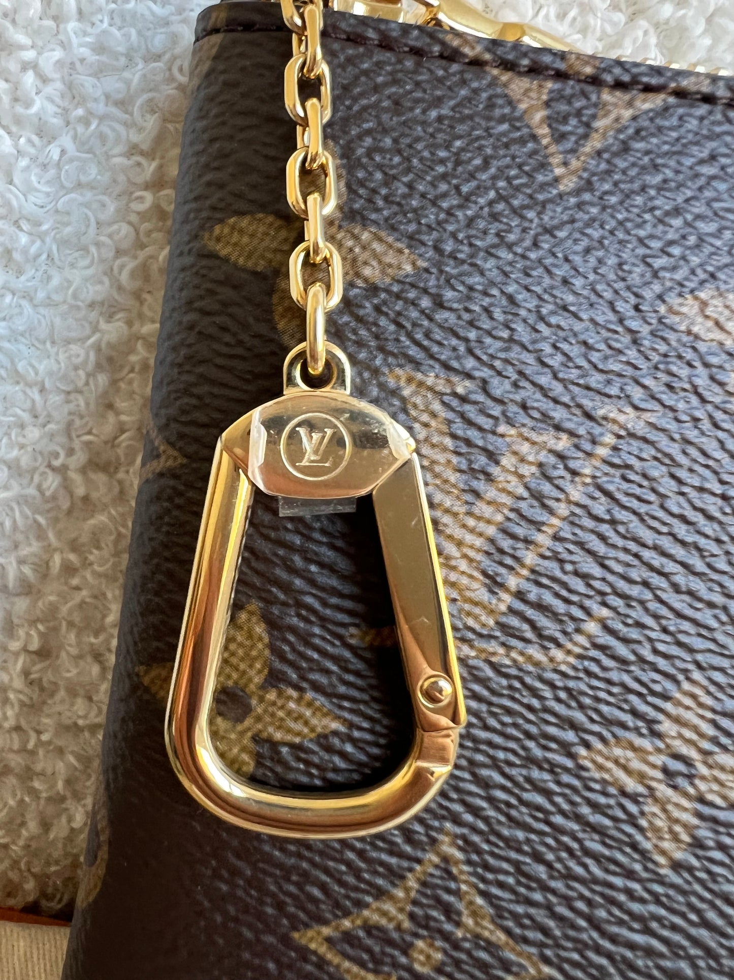 Louis Vuitton M Key Pouch Monogram (RRP £375)