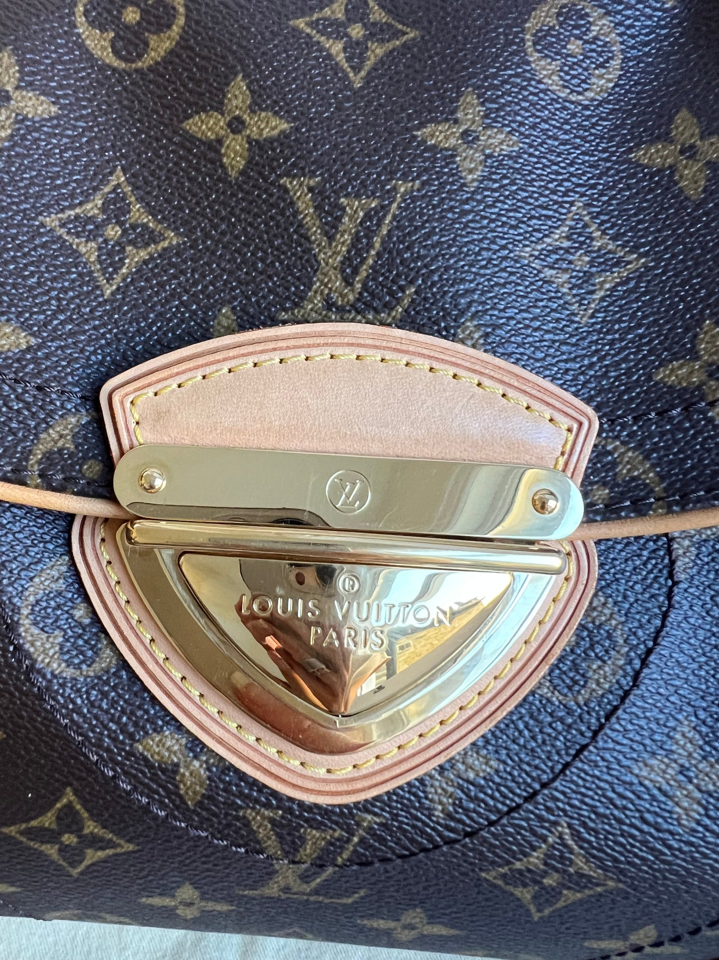 Louis Vuitton Monogram Beverly MM