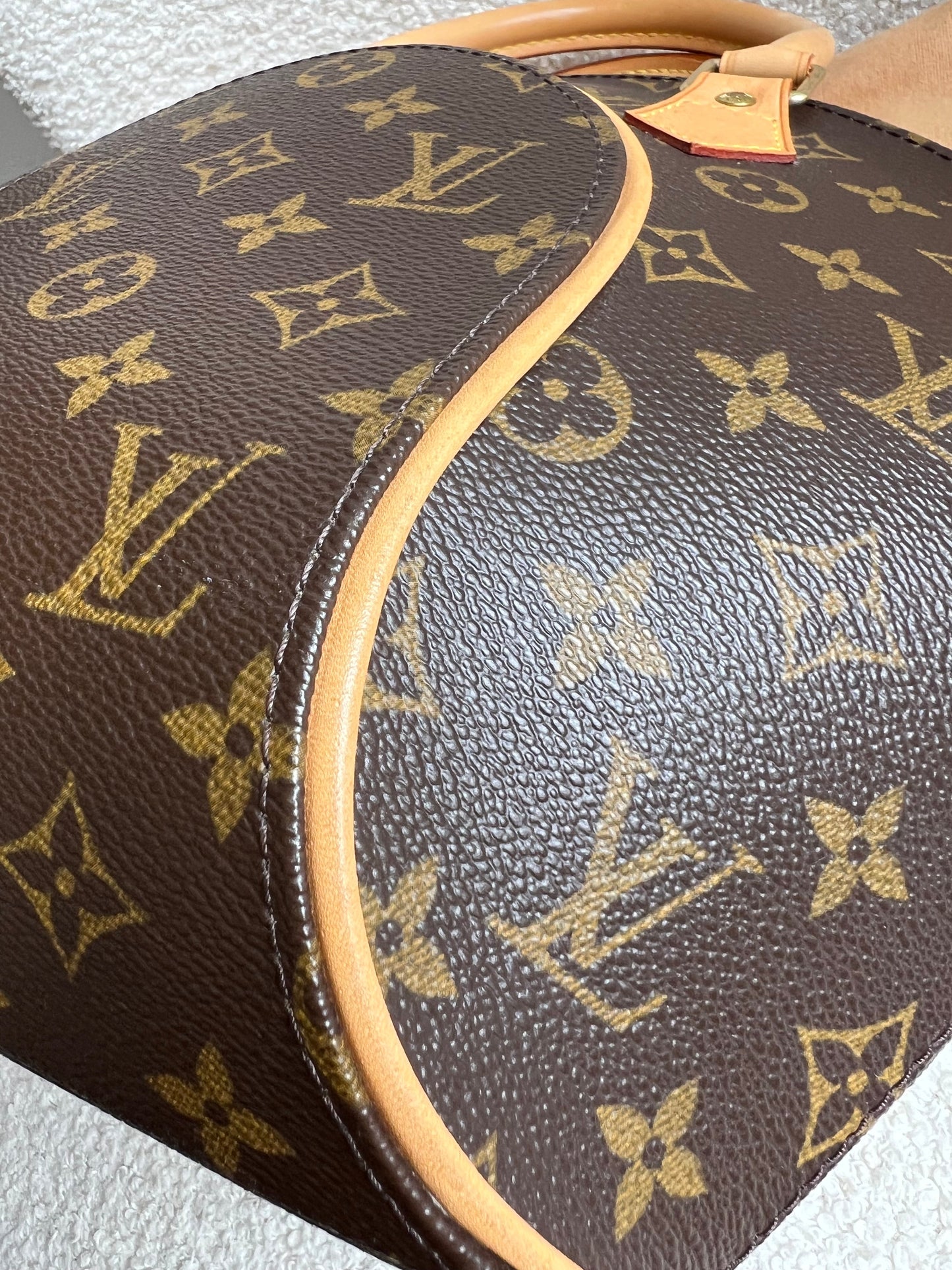 Louis Vuitton Ellipse PM Monogram