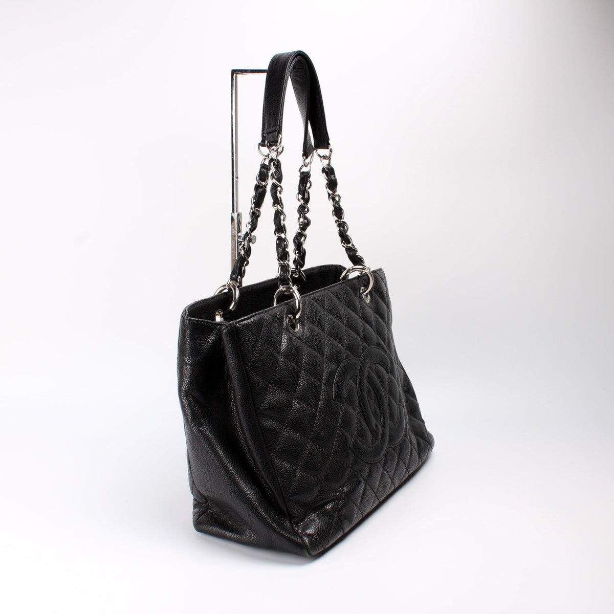 Grand Shopping Tote Caviar
