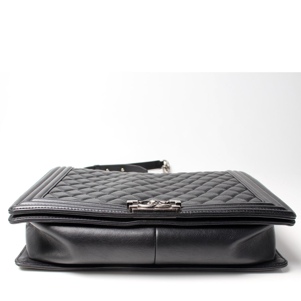 Boy Flap Large Lambskin 16M