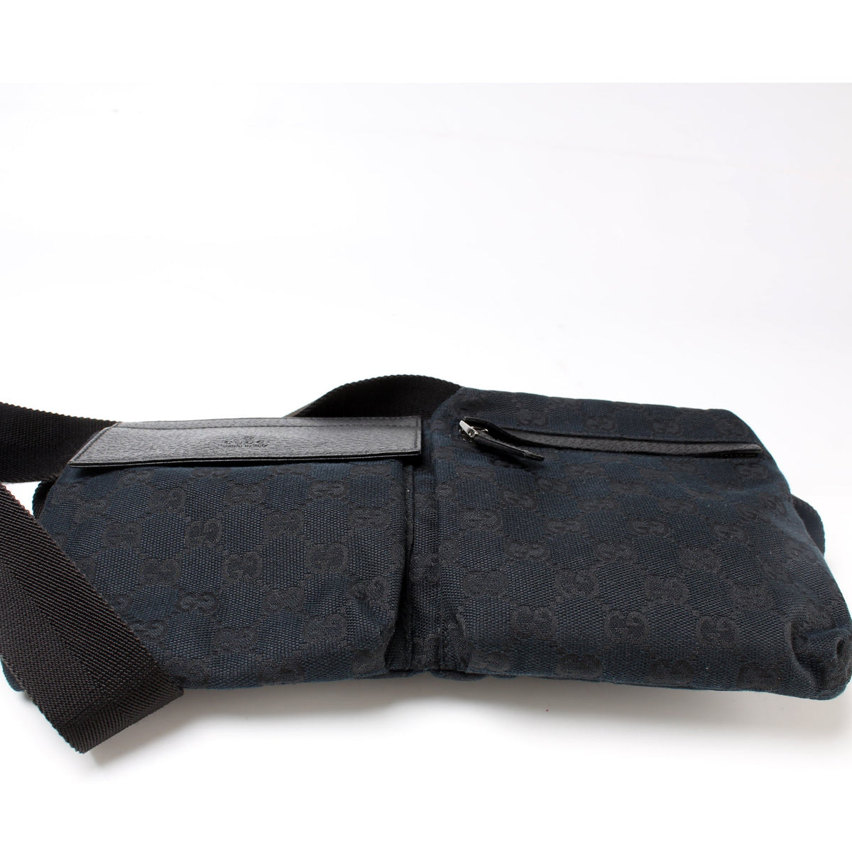 28566 GG Canvas Waist Bag